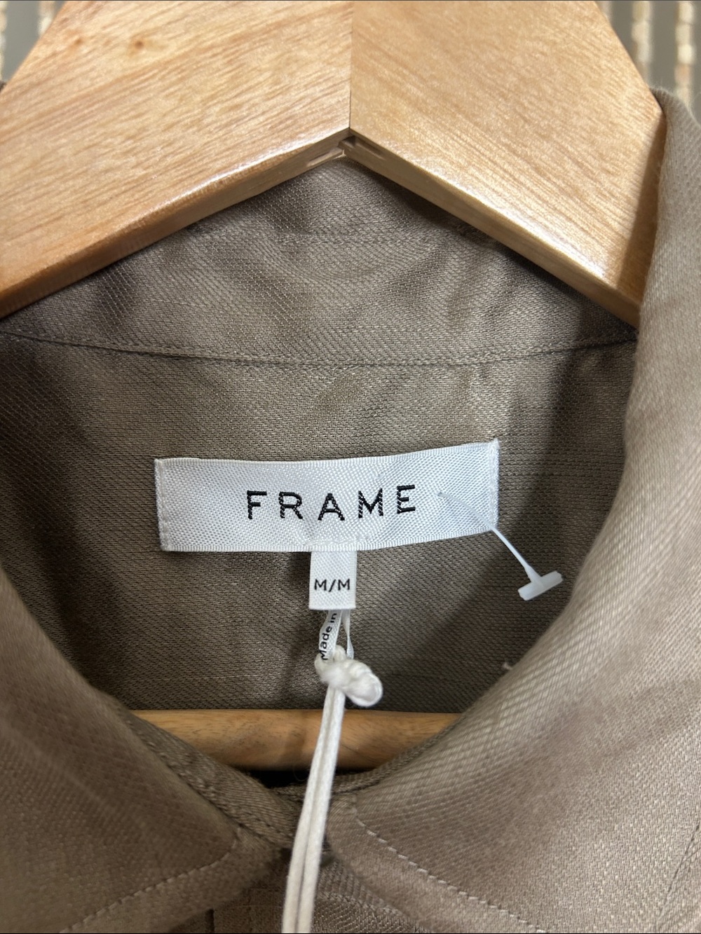 Frame Arie Cutaway Linen-Blend Button-Up Shirt - Picture 2 of 4